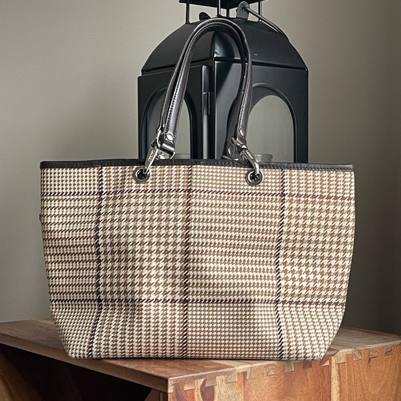 Ralph Lauren Tan and Brown Mini Houndstooth Tote - Picture 6 of 15